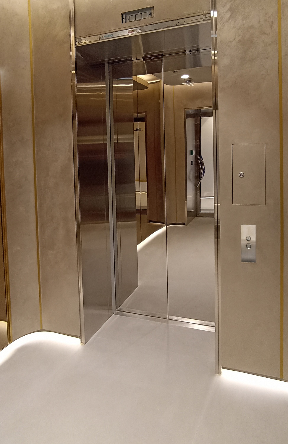 Лифтовые порталы